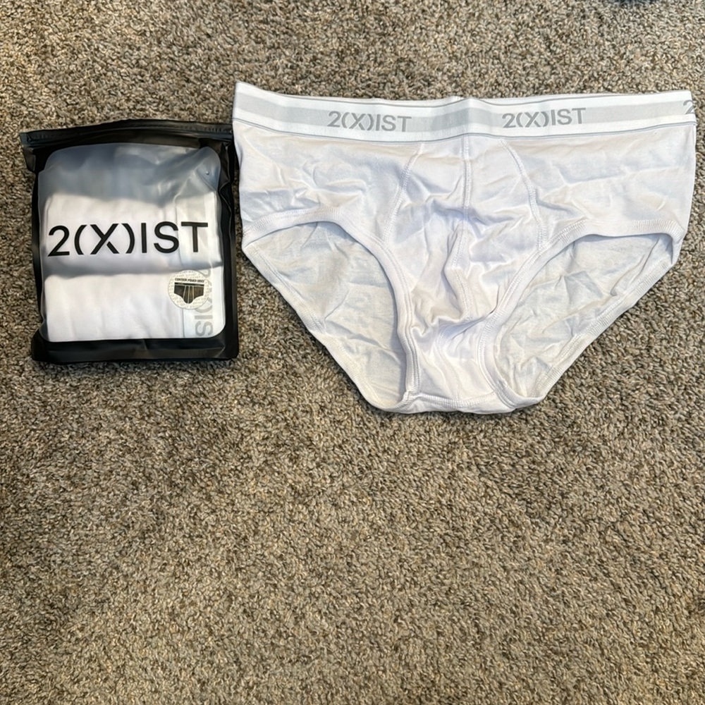 2(X)IST white cotton briefs size large new never worn three pack